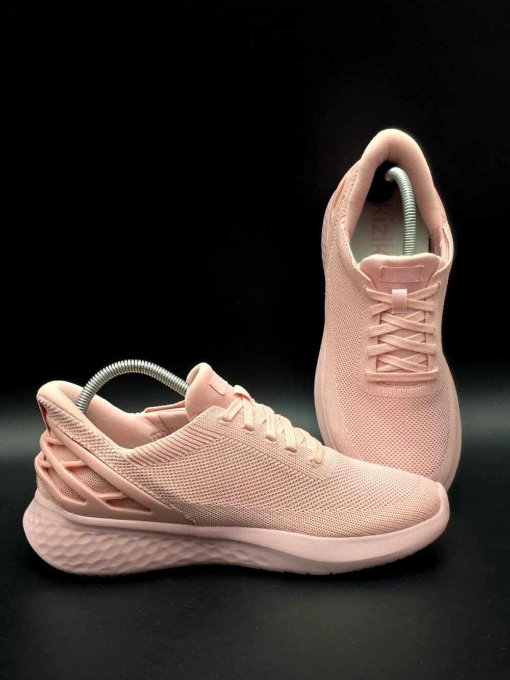 Kizik Athens Blush Pink Athletic Gym Trainer Running Shoes Women’s Size 10